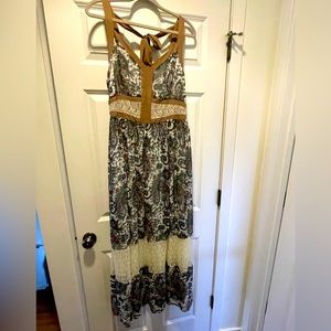 Ladies Ryu maxi dress tan floral green burgundy lace cream ties on back pretty